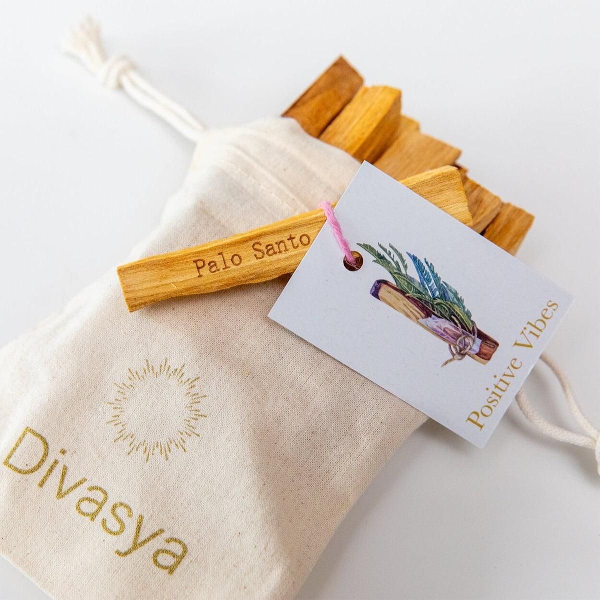 Palo Santo Holz: das heilige & warm duftende Holz aus Peru (10 Sticks)